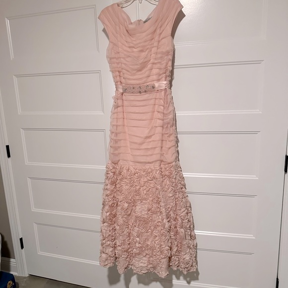 Formal Dress Mother of the Bride - Picture 1 of 12